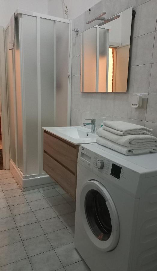 Ripa Grande Apartment Φεράρα Εξωτερικό φωτογραφία